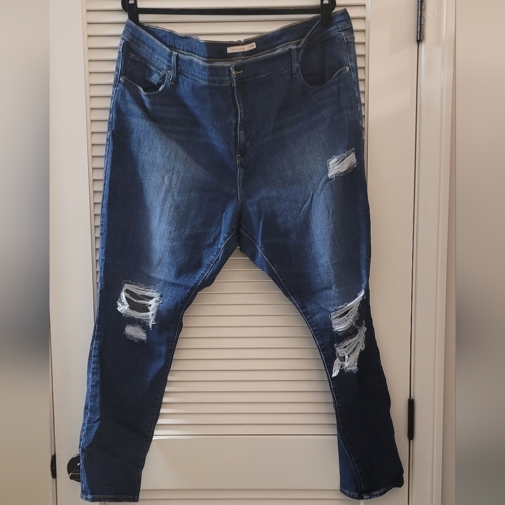 Levi Strauss & Co - (Plus-Size) 721 High Rise Skinny Distressed Jeans W Pockets